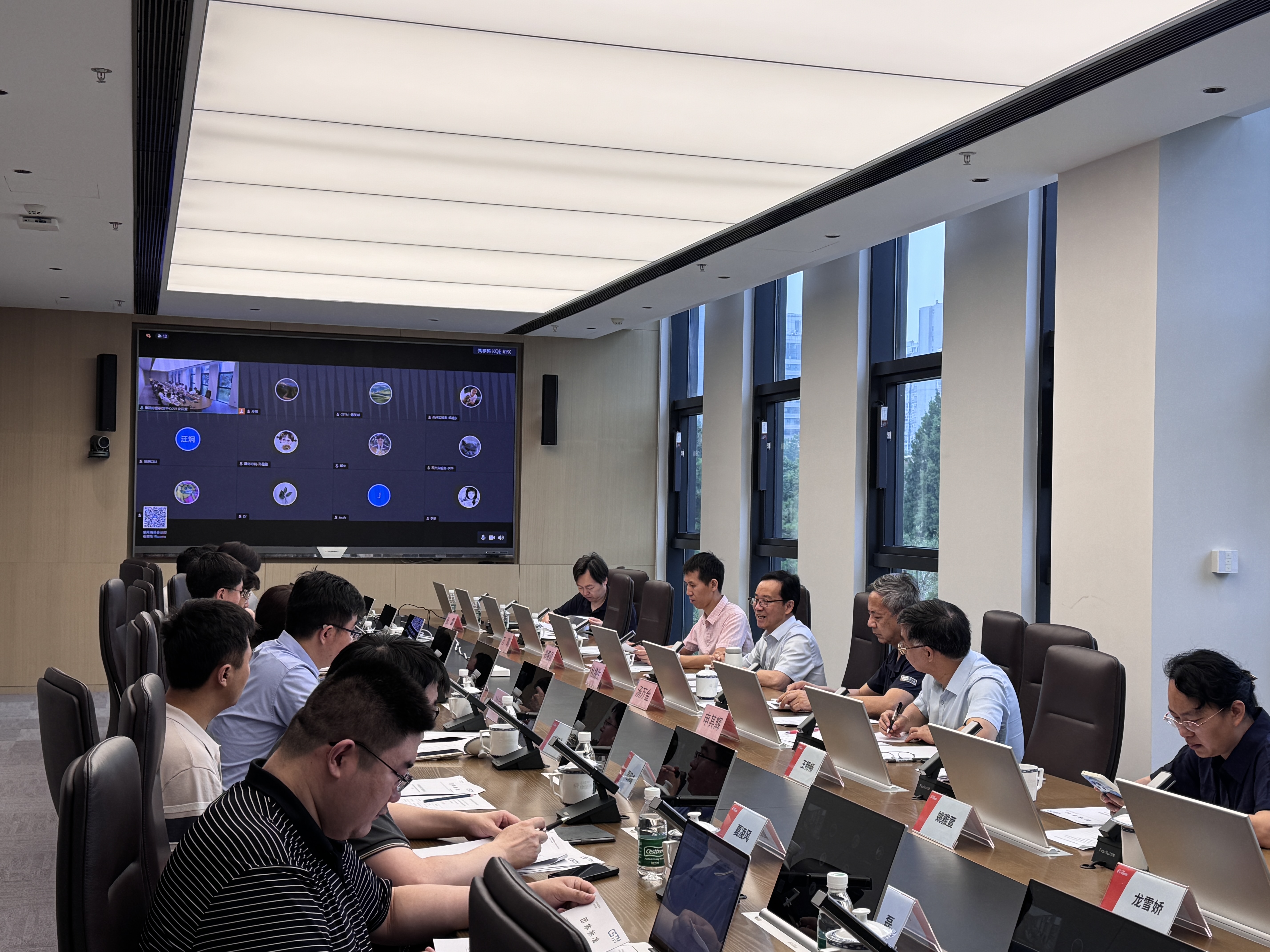 标准2.jpg 标准2.jpg